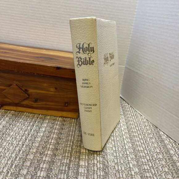 Holy Bible King James‎ Version GIANT print red letter referenced 1979 De Vore - Picture 3 of 12